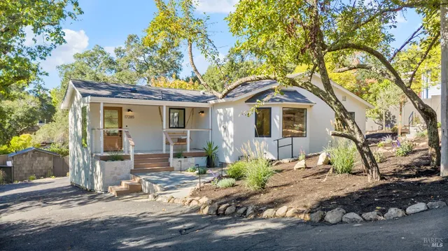 $1,399,000 | 17285 Hillcrest Avenue, Sonoma, CA 95476