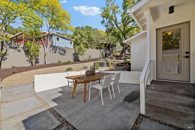 $1,399,000 | 17285 Hillcrest Avenue, Sonoma, CA 95476