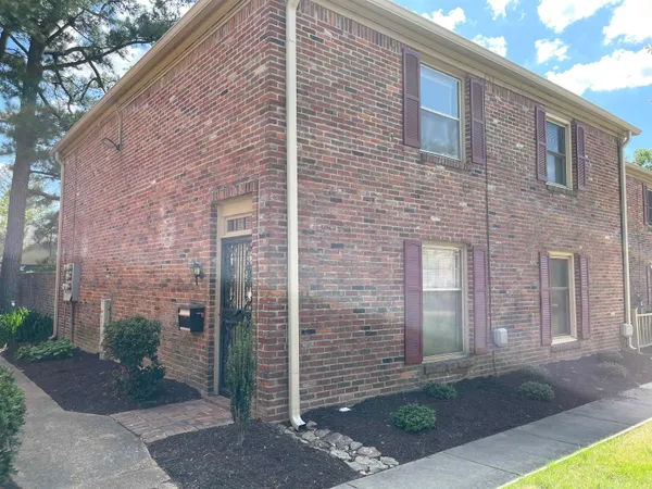 $119,900 | 1228 Bristol Drive, Unit 1228, Memphis, TN 38119