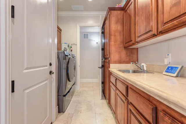 $1,049,000 | 314 Canyon Falls Drive, Folsom, CA 95630