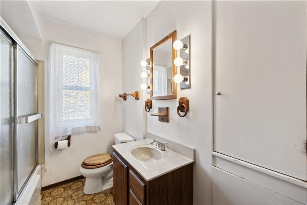 505 Long Road Pittsburgh, PA 15235 - Photo 17 of 32 Gallery Image 17