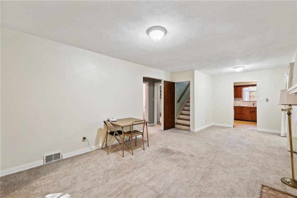 505 Long Road Pittsburgh, PA 15235 - Photo 10 of 32 Gallery Image 10