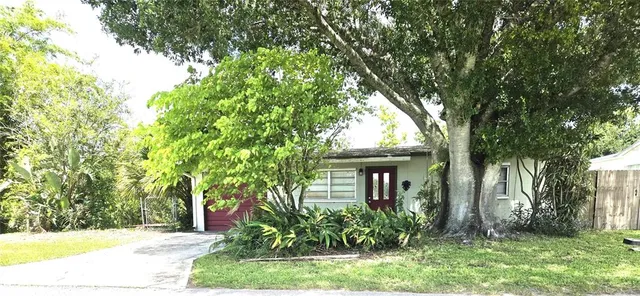 front view of house with a yard