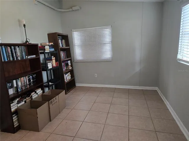 a view of a livingroom with furniture