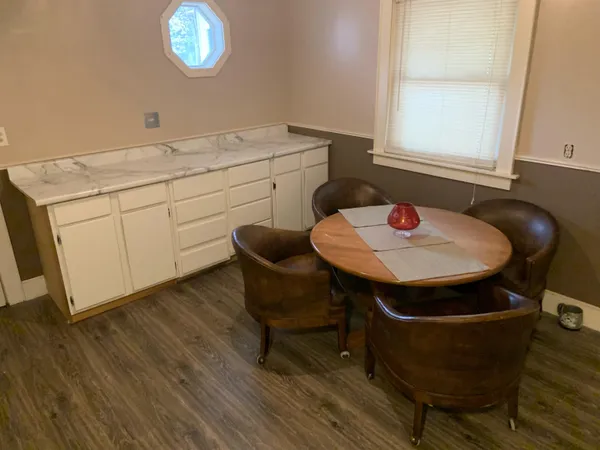 $155,000 | 7203 East 17th Avenue, Hutchinson, KS 67501