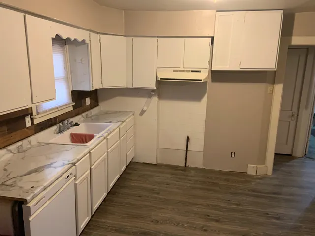 $155,000 | 7203 East 17th Avenue, Hutchinson, KS 67501