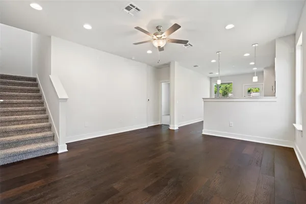 $2,200 | 1518 Roseburg Drive, Unit 69, Austin, TX 78754