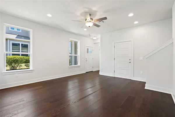 $2,200 | 1518 Roseburg Drive, Unit 69, Austin, TX 78754