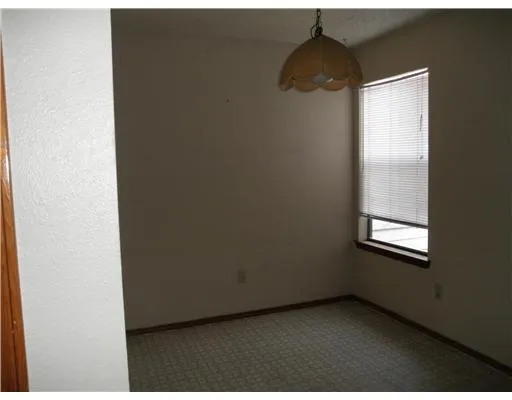$875 | 4401 River Valley Drive, Unit 702, Corpus Christi, TX 78410