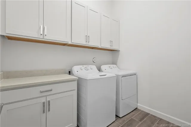 $615,000 | 369 Southeast Fascino Circle, Port St. Lucie, FL 34984