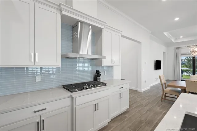 $615,000 | 369 Southeast Fascino Circle, Port St. Lucie, FL 34984