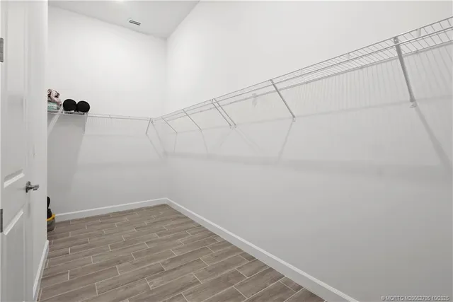 $615,000 | 369 Southeast Fascino Circle, Port St. Lucie, FL 34984