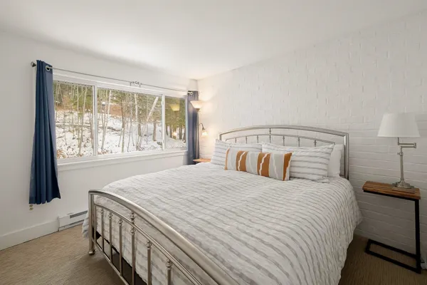 $575,000 | 67 Fox Hill Road, Unit 3, Stowe, VT 05672