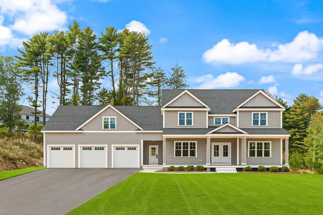 $1,800,000 | 11 Goodwin Drive, Foxboro, MA 02035
