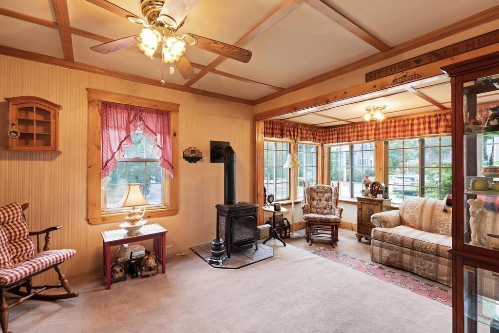 14 Middle Street Wakefield, MA 01880 - Photo 12 of 31