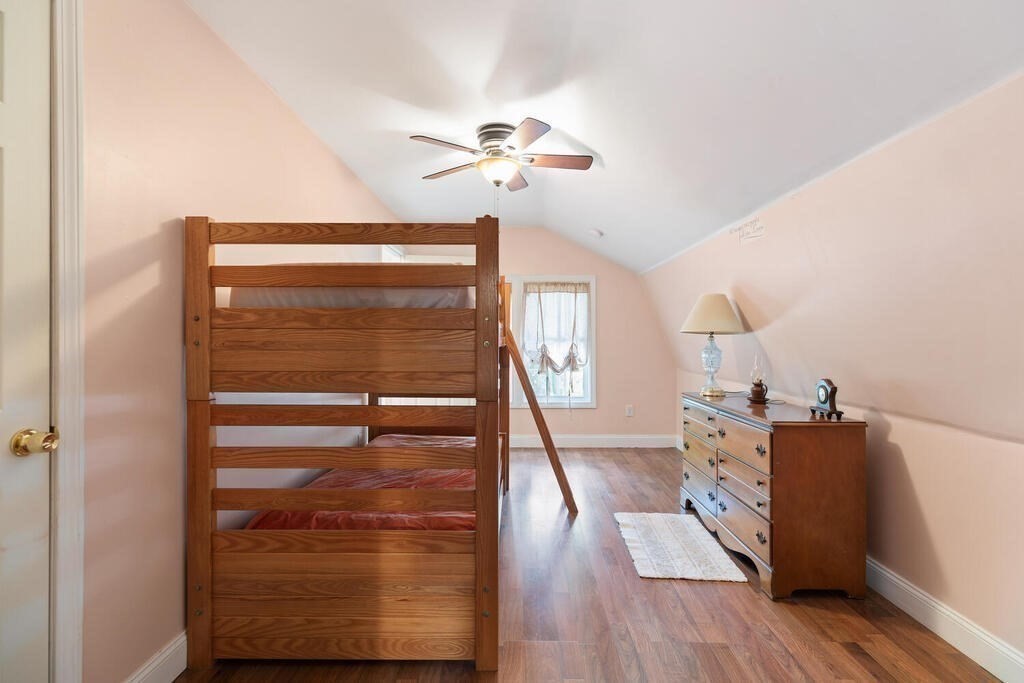 14 Middle Street Wakefield, MA 01880 - Photo 28 of 31