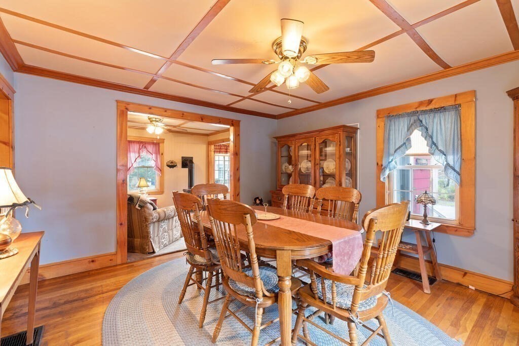 14 Middle Street Wakefield, MA 01880 - Photo 10 of 31