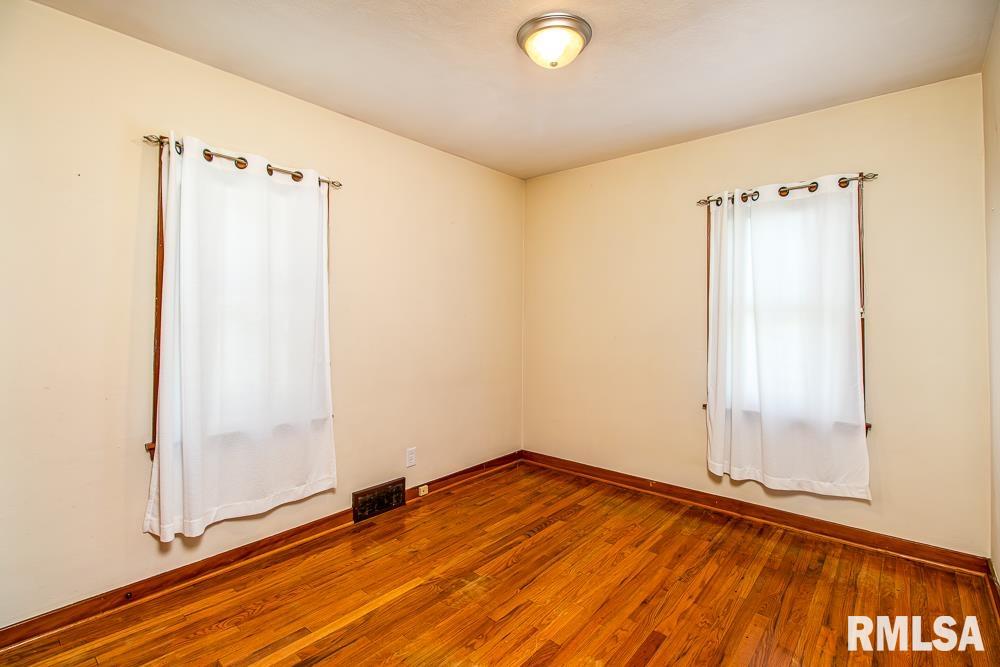 2390 Telegraph Road Davenport, IA 52804 - Photo 10 of 37 Gallery Image 10
