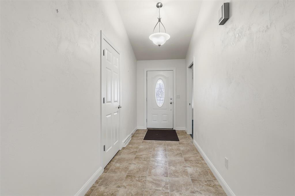 89 Penbrook Circle Appleton, WI 54913 - Photo 2 of 33 Gallery Image 2