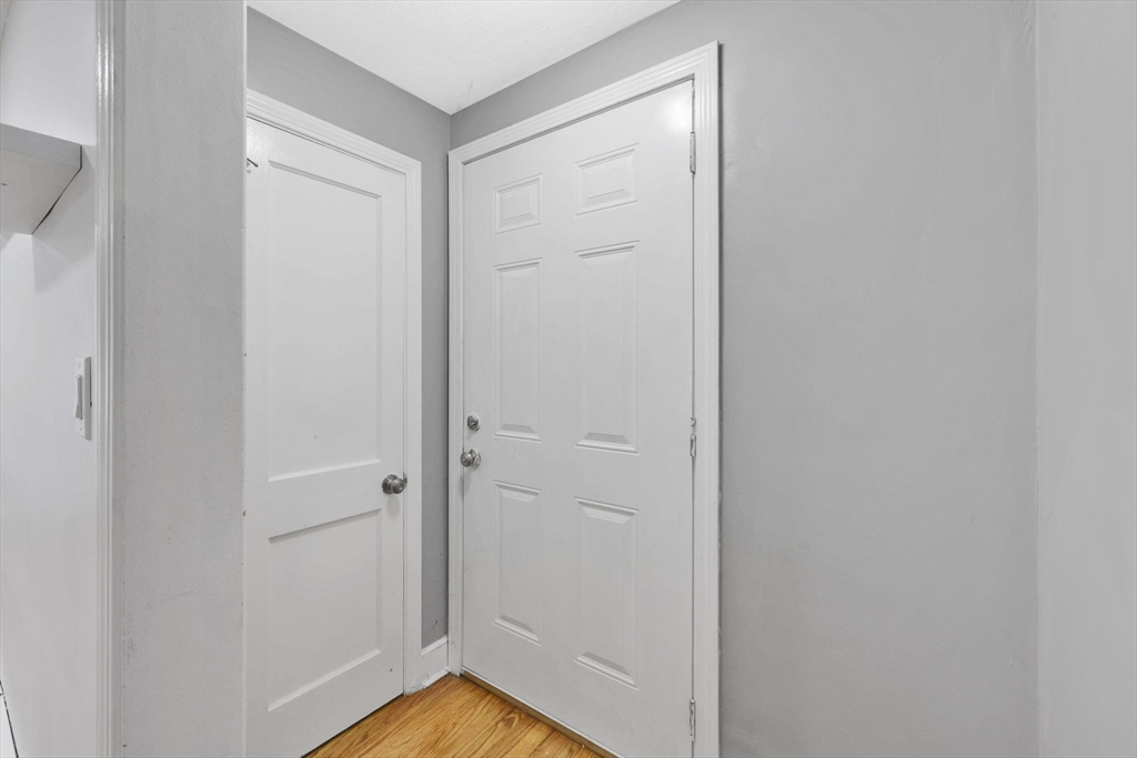 38 Tinkham Road Springfield, MA 01129 - Photo 19 of 34