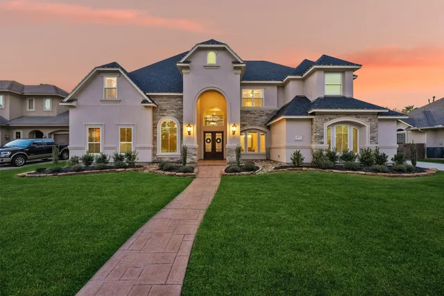 $925,000 | 20711 Bending Pines Lane, Spring, TX 77379