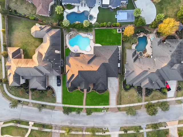 $925,000 | 20711 Bending Pines Lane, Spring, TX 77379