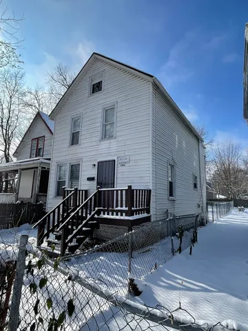 $180,000 | 11634 South Princeton Avenue, Chicago, IL 60628