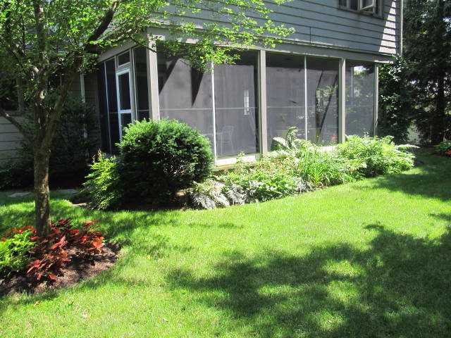 21 Bedford Road Pawtucket, RI 02860 - Photo 13 of 17 Porch.