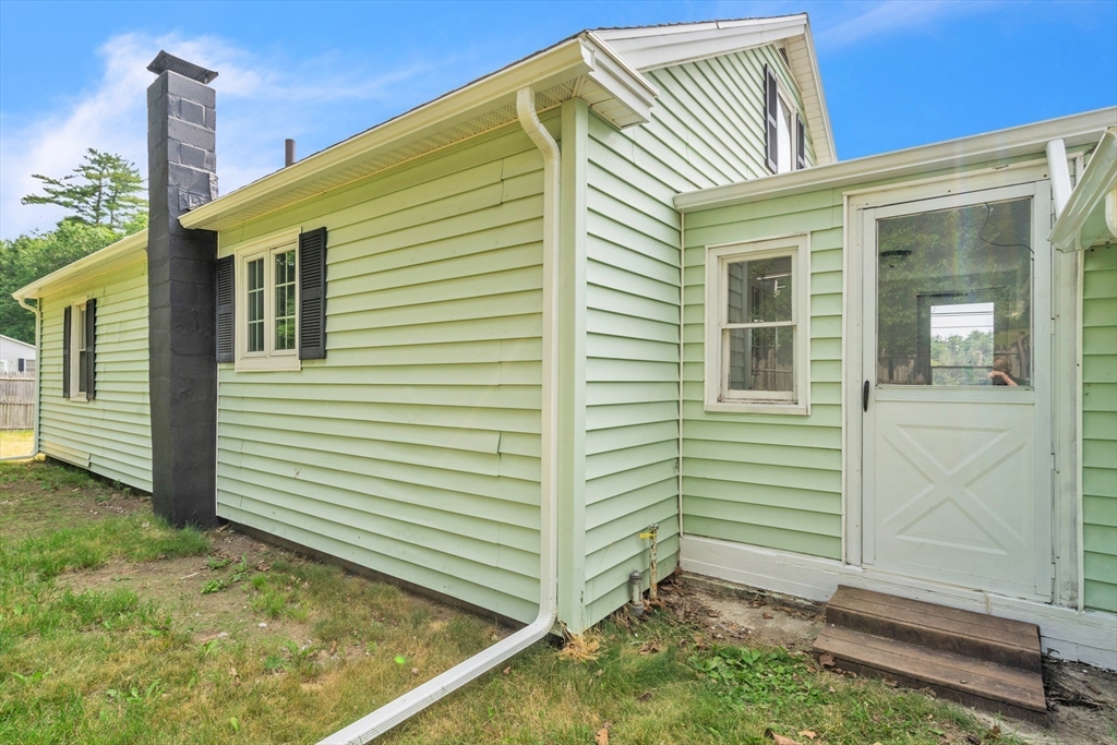 443 Turners Falls Road Montague, MA 01351 - Photo 16 of 24 Gallery Image 16
