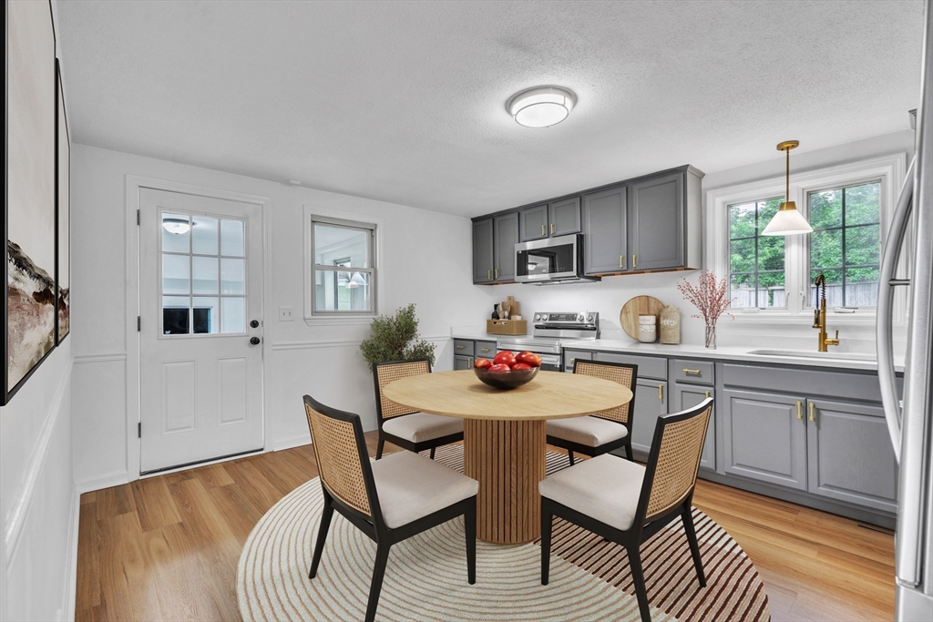 443 Turners Falls Road Montague, MA 01351 - Photo 5 of 24 Gallery Image 5