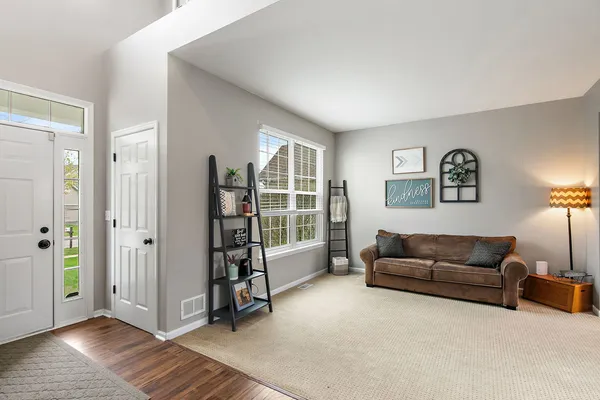 $490,000 | 4951 Thistle Lane, Lake In The Hills, IL 60156