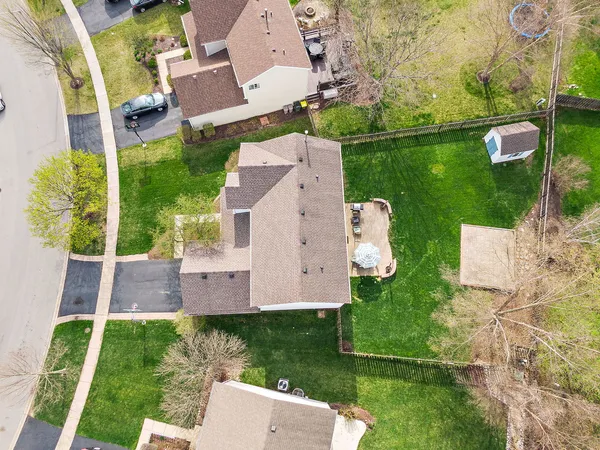 $490,000 | 4951 Thistle Lane, Lake In The Hills, IL 60156