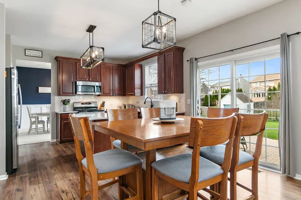 $490,000 | 4951 Thistle Lane, Lake In The Hills, IL 60156