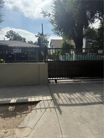$5,495 | 4450 Matilija Avenue, Sherman Oaks, CA 91423
