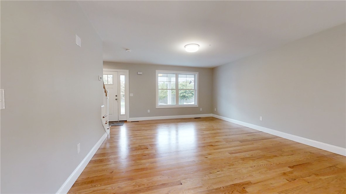 48 Greene Street Warwick, RI 02886 - Photo 8 of 20