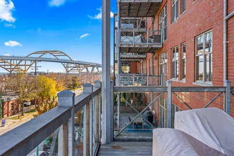 $1,220,000 | 541 East Erie Street, Unit 302, Milwaukee, WI 53202
