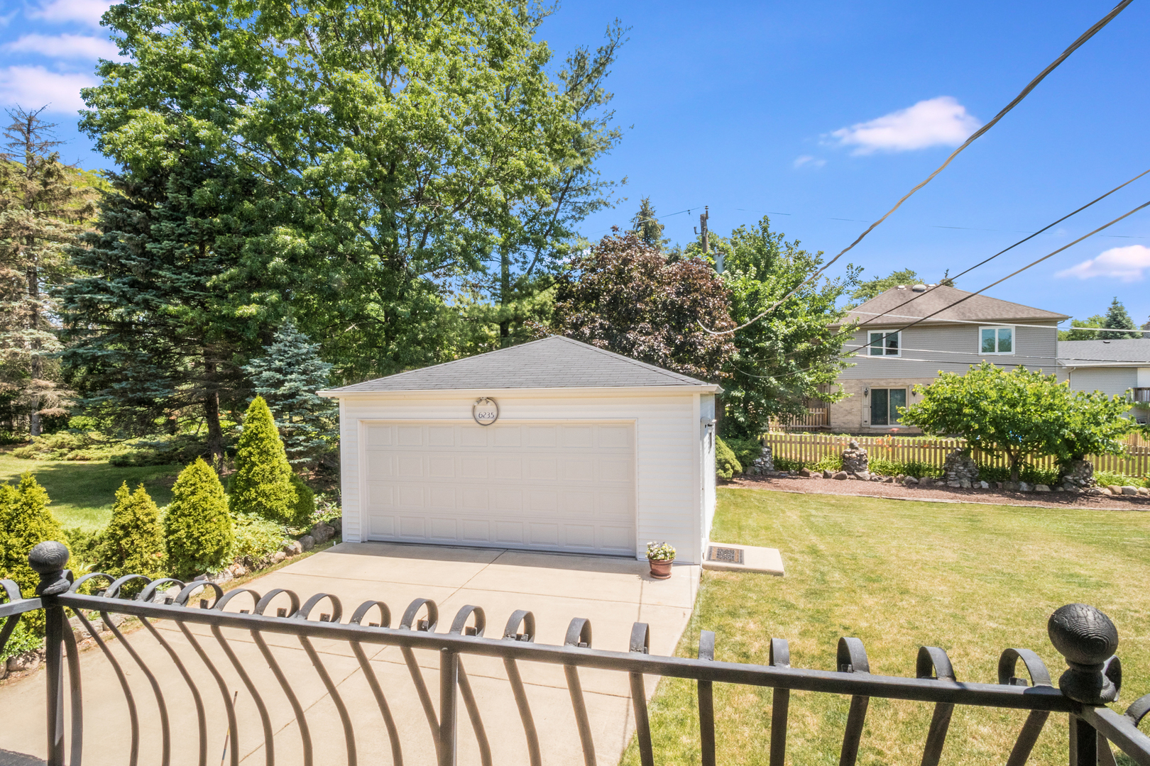 6235 Puffer Road Downers Grove, IL 60516 - Photo 9 of 20
