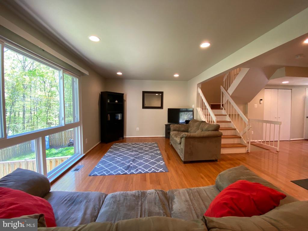 6038 Forrest Hollow Lane Springfield, VA 22152 - Photo 10 of 35 6038 Forrest Hollow Ln with SPECTACULAR views