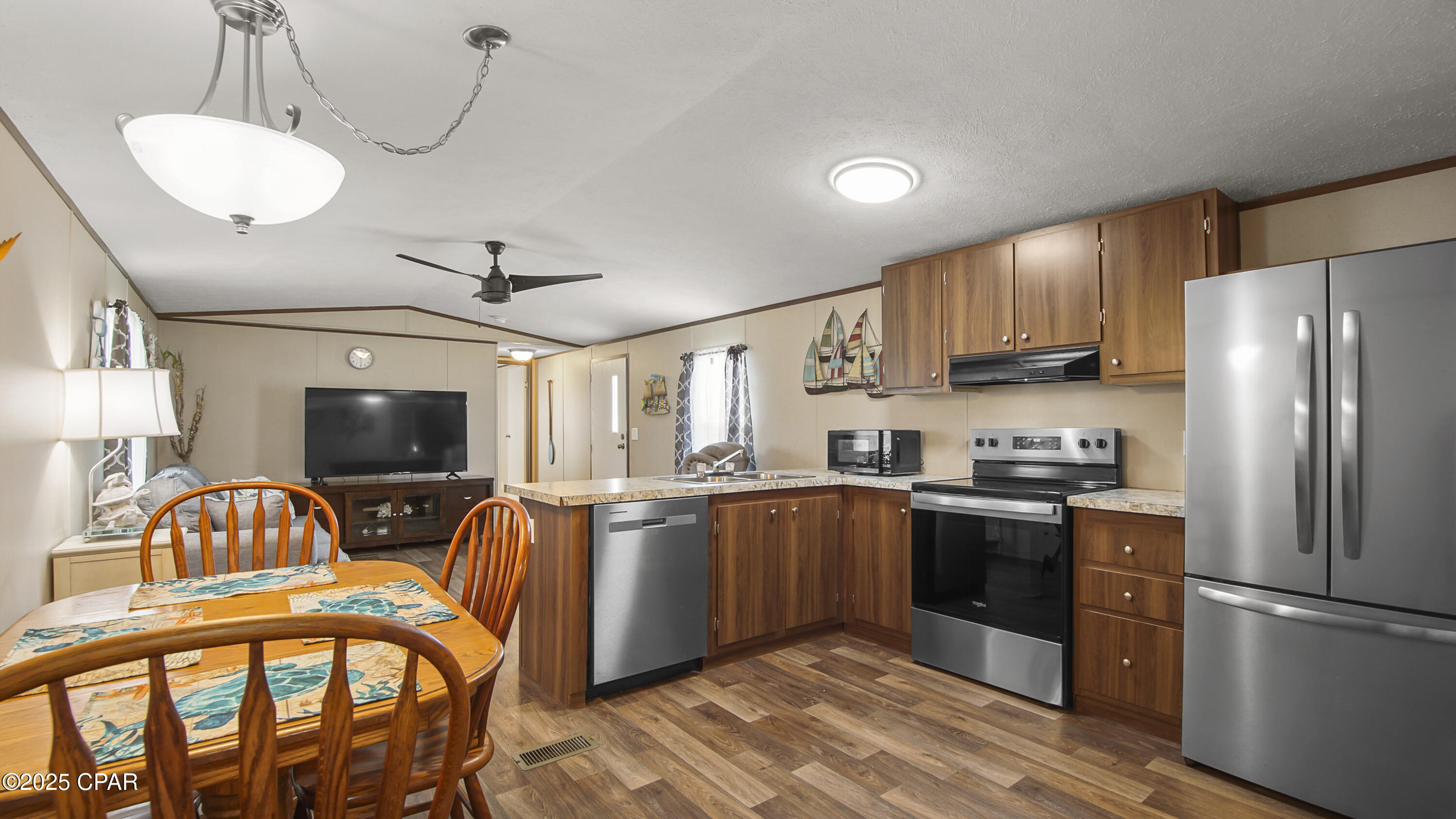 7319 Gilbert Road Panama City, FL 32404 - Photo 9 of 23