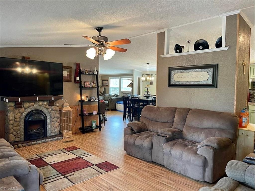 390 Rab Road Purlear, NC 28665 - Photo 5 of 23