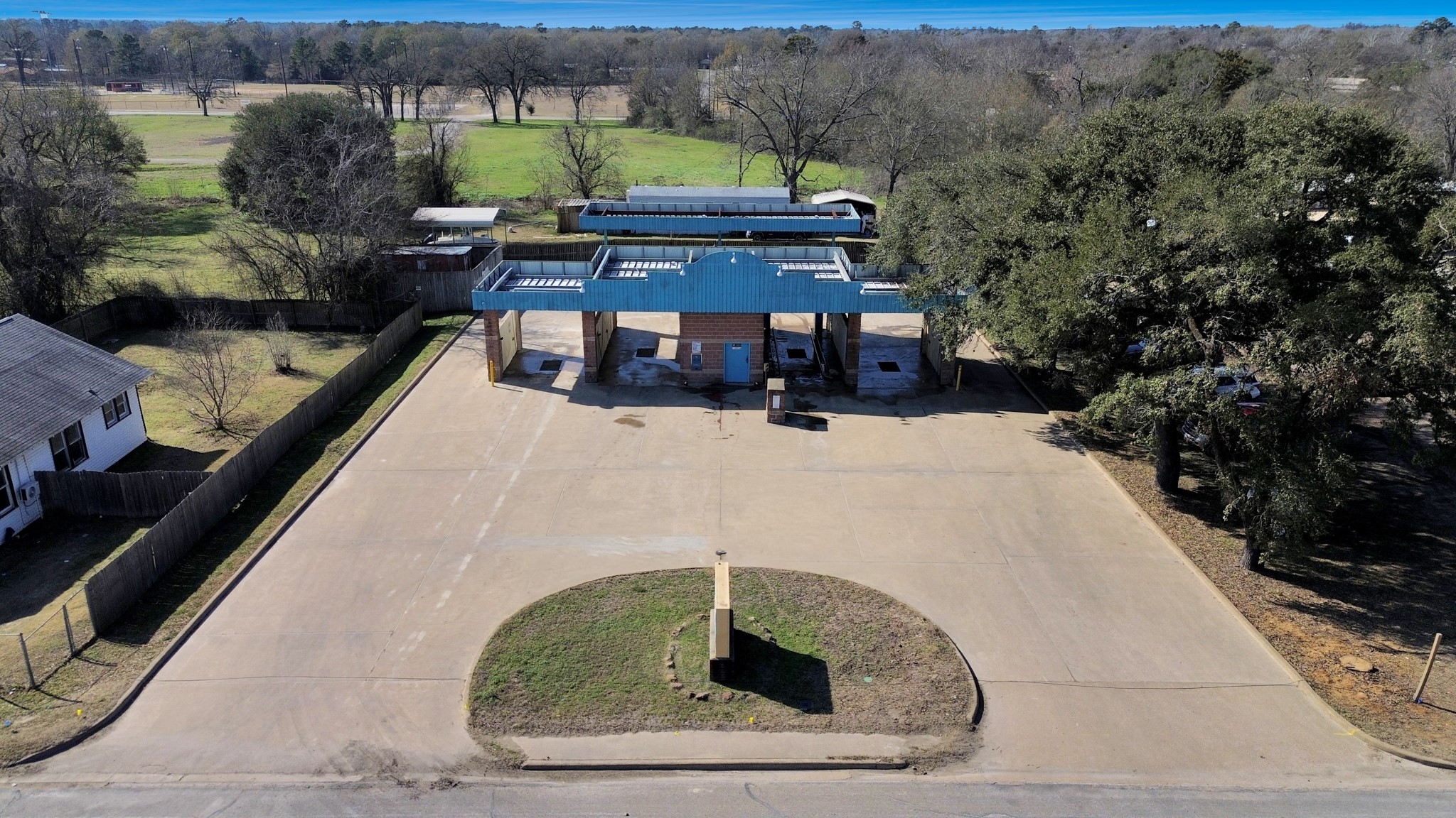452 South Robb Street Trinity, TX 75862 - Photo 2 of 8