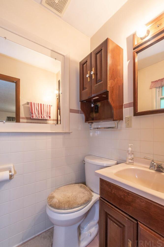 3890 West Tapp Road Bloomington, IN 47403 - Photo 14 of 34 Gallery Image 14