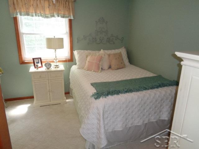 1990 Kennely Road Saginaw, MI 48609 - Photo 22 of 32 Bedroom 2