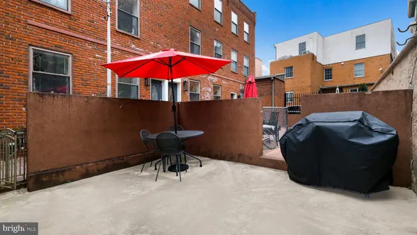 $2,600 | 731 Carpenter Street, Philadelphia, PA 19147