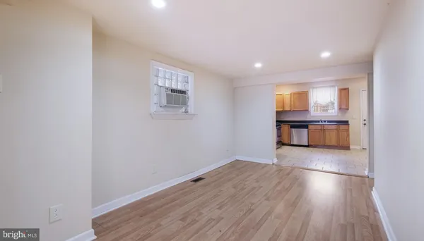 $2,600 | 731 Carpenter Street, Philadelphia, PA 19147