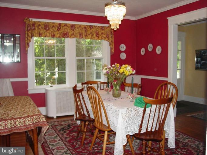 6905 Marlborough Road Baltimore, MD 21212 - Photo 14 of 16 Dining Room #2