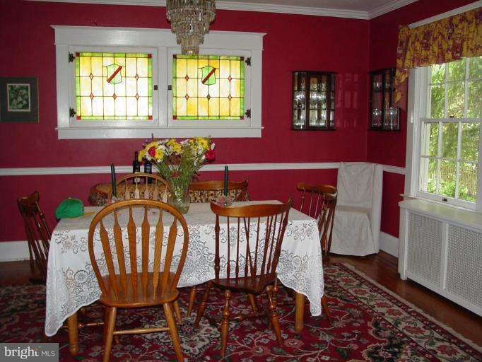 6905 Marlborough Road Baltimore, MD 21212 - Photo 9 of 16 Dining Room
