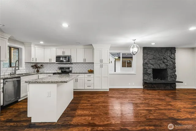 $585,000 | 9228 South Yakima Avenue, Tacoma, WA 98444