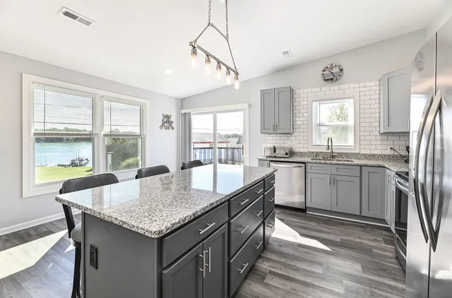 $1,895,000 | 7134 North Tichigan Road, Waterford, WI 53185