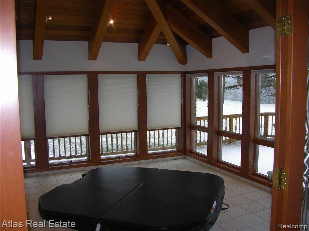 4920 Rivers Edge Drive Troy, MI 48098 - Photo 5 of 23 Rivers Edge 001